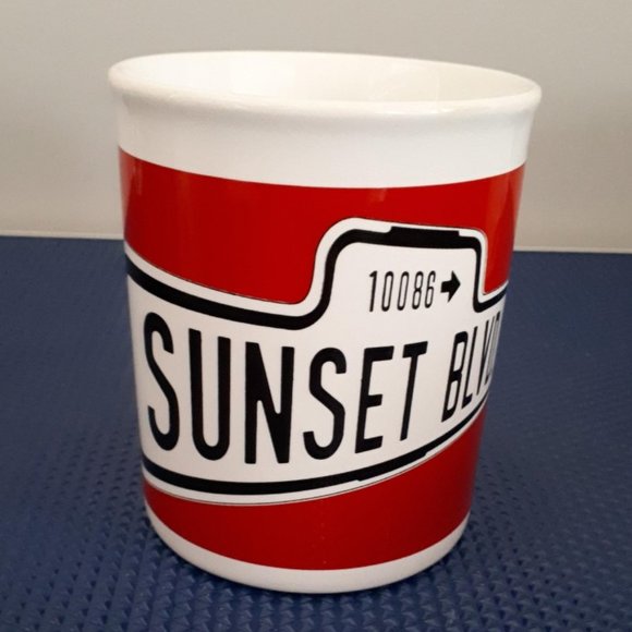 **SOLD ** (B) Broadway Lover Mugs - Set of 5 - Picture 2 of 11